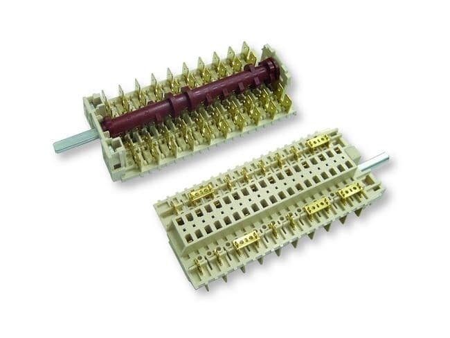 Перемикач конфорок Indesit Ariston (6 позицій) C00084790