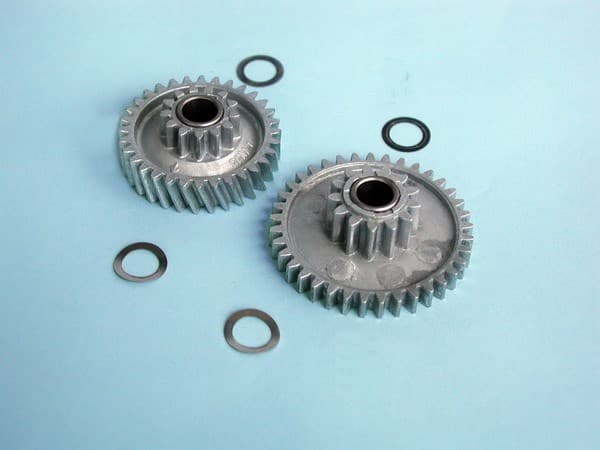 Шестерни комплект (2шт) для кухонного комбайна Kenwood KW650130