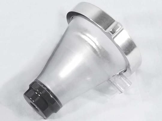 Слив насадки AT644B ягодной соковыжималки для мясорубки Kenwood KW711860