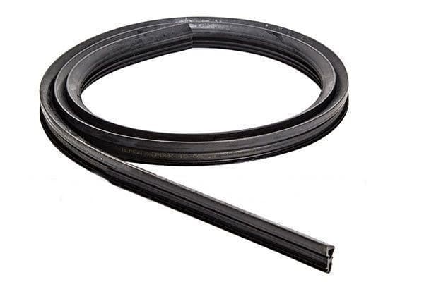 Уплотнитель двери посудомоечной машины Ariston 157см C00272603