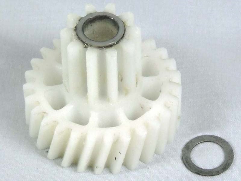 Шестерня средняя для мясорубки Kenwood KW715563